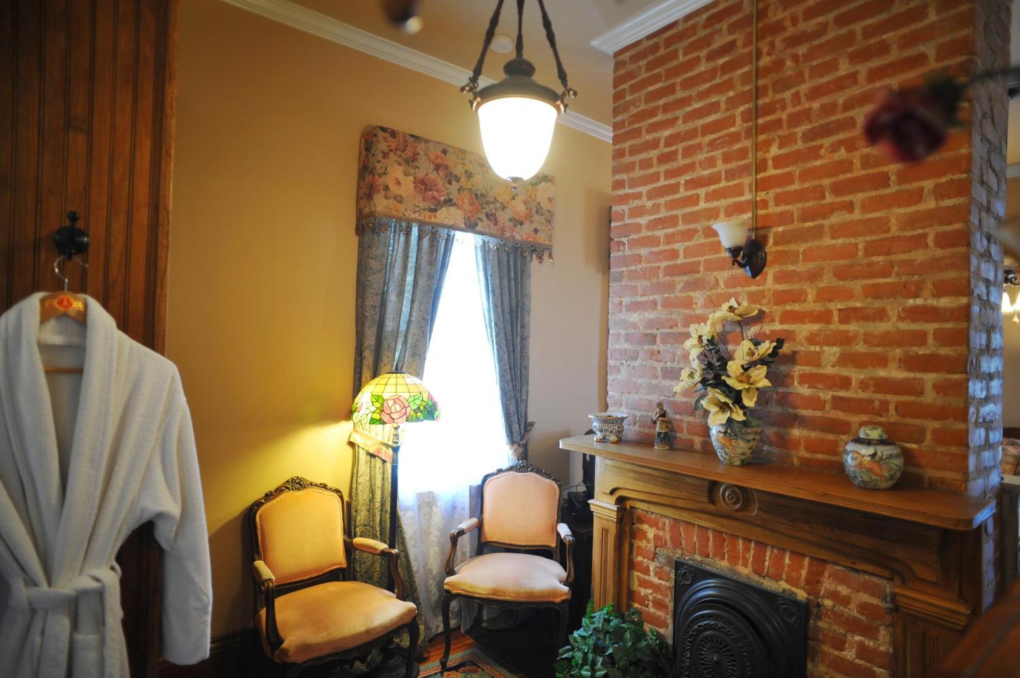 نيو أورلينز Hh Whitney House - A Bed & Breakfast On The Historic Esplanade المظهر الخارجي الصورة