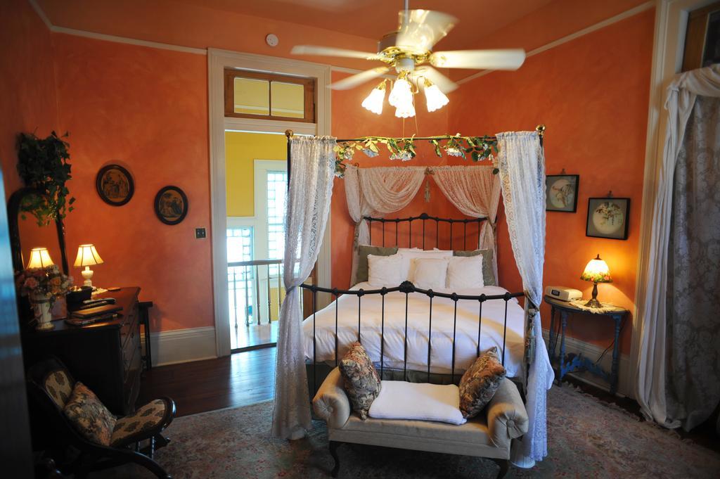 نيو أورلينز Hh Whitney House - A Bed & Breakfast On The Historic Esplanade المظهر الخارجي الصورة